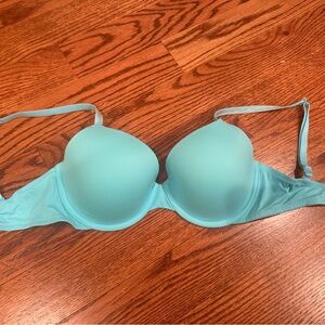 PINK Victoria's Secret Light Blue Underwire Bra.